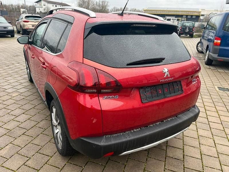 Gebraucht Peugeot 2008 Crossway 110 PS (80 kW) 2017 Rot SUV