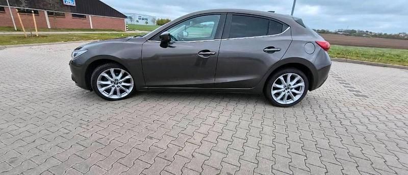 Second-hand Mazda 3 150 CP (110 kW) 2014 Maro Hatchback