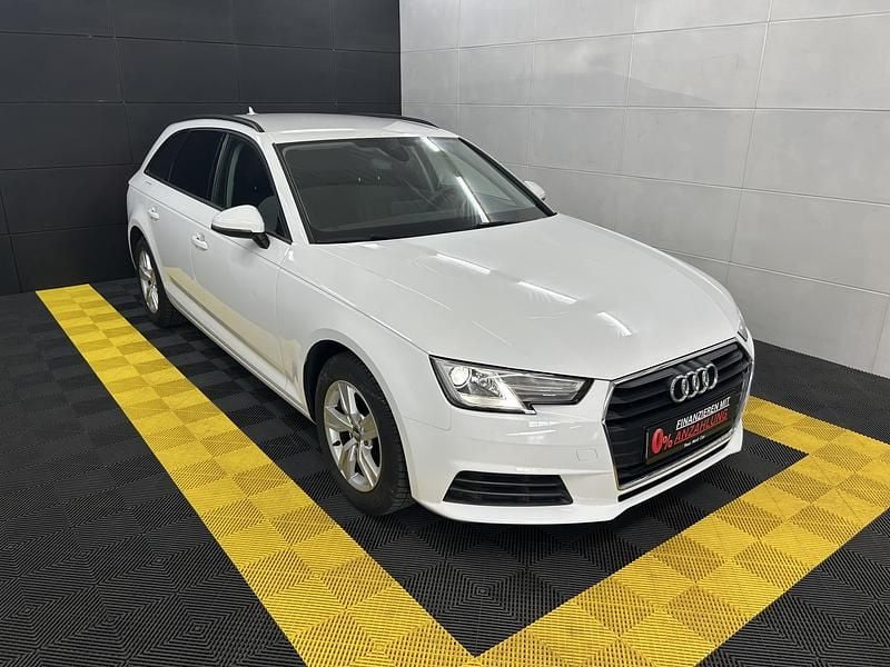 Gebraucht Audi A4 Basis 150 PS (110 kW) 2018 Weiß Kombi