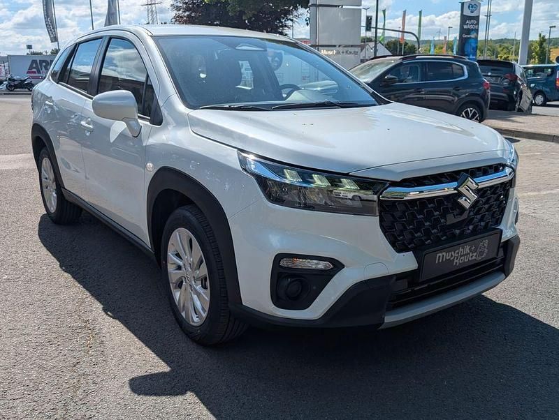 Neu Suzuki SX4 S-Cross 129 PS (94 kW) 2025 Weiß SUV