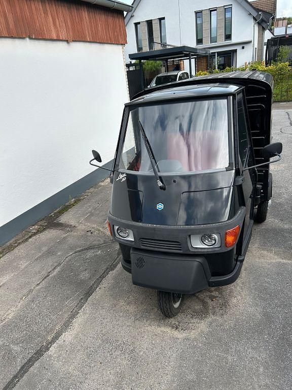 Schwarz Gebraucht 2023 Piaggio APE | 6.690 € - Bild 1/4