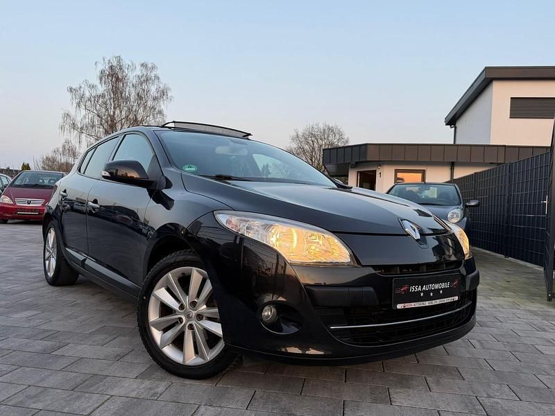 Gebraucht Renault Mégane 110 PS (80 kW) 2010 Schwarz Limousine