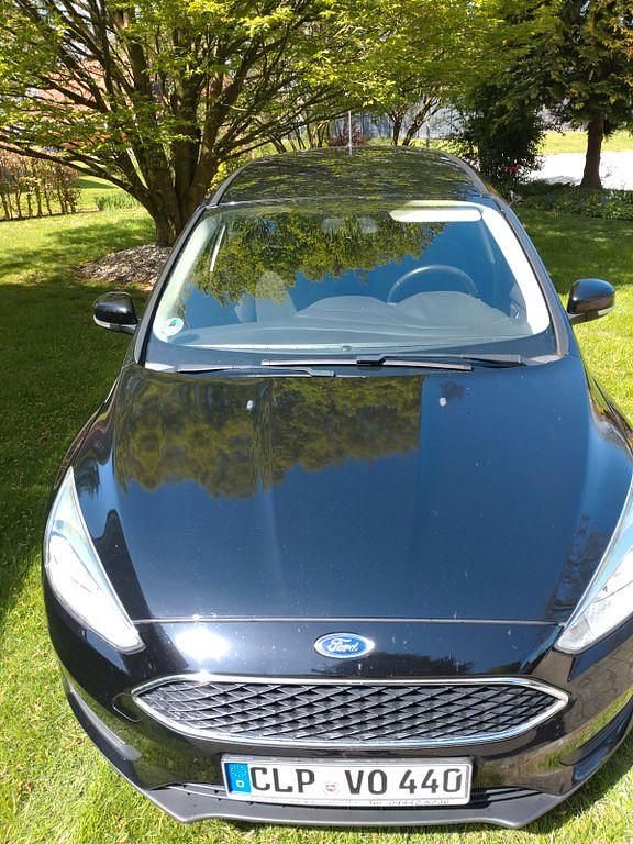Usata Ford Focus Trend 120 CV (88 kW) 2018 Nero Berlina