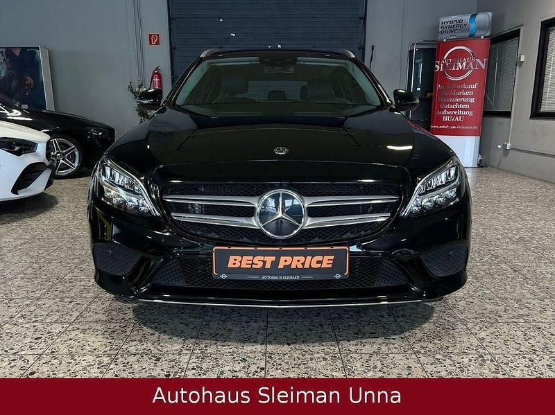 Gebraucht Mercedes C300e 211 PS (155 kW) 2020 Schwarz Kombi