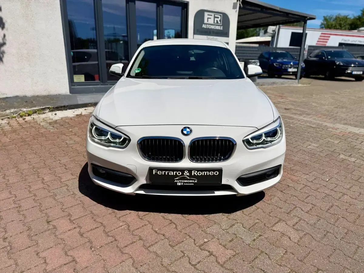 Gebraucht BMW 120 Advantage 190 PS (139 kW) 2016 Weiß Kleinwagen