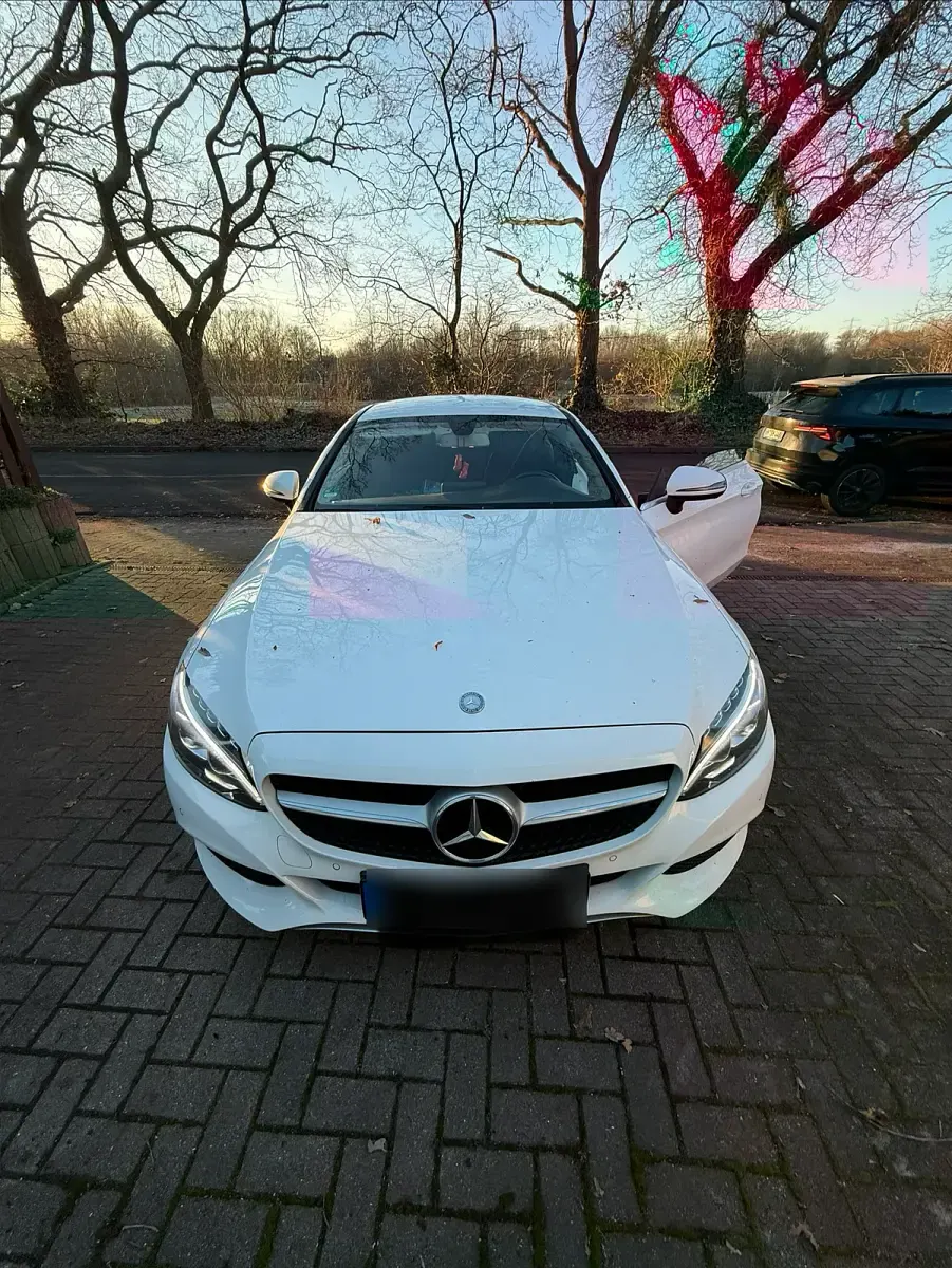 Gebraucht Mercedes C200 184 PS (135 kW) 2017 Weiß Coupé