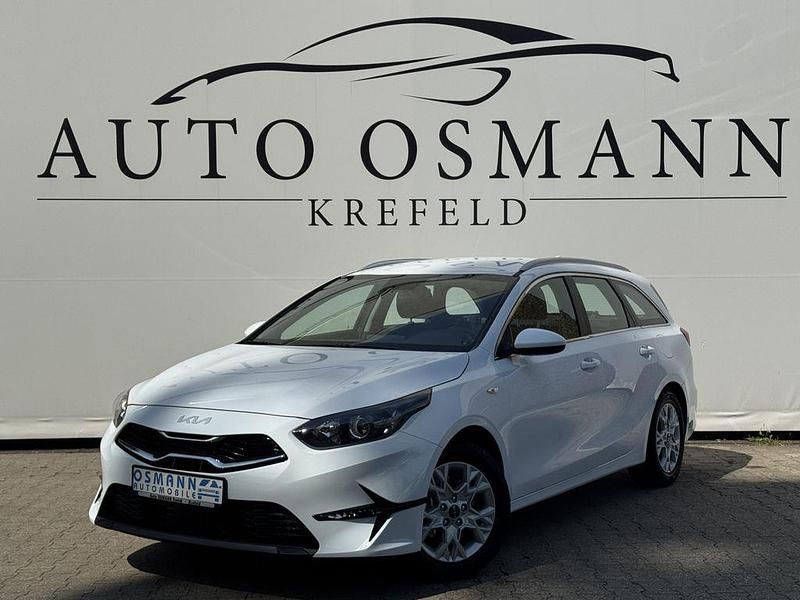 (wd) cararraweiss Gebraucht 2024 Kia Ceed Sportswagon Vision Kombi | 24.450 € (Guter Preis) - Bild 1/4