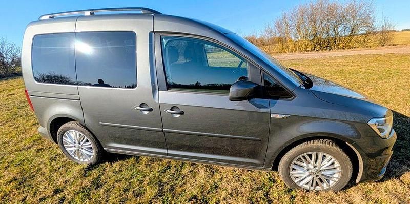 Gebraucht VW Caddy Comfortline 150 PS (110 kW) 2020 Grau Van / Kleinbus