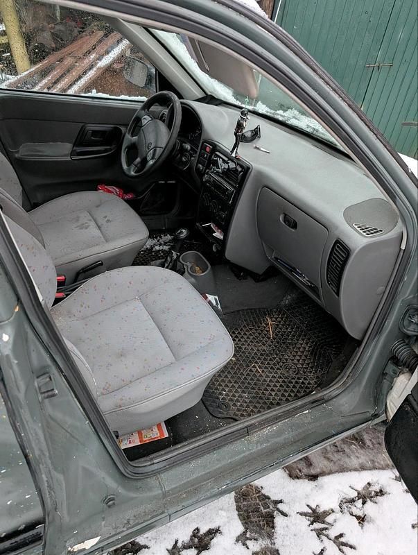 Gebraucht VW Caddy 60 PS (44 kW) 2002 Andere farben Van / Kleinbus