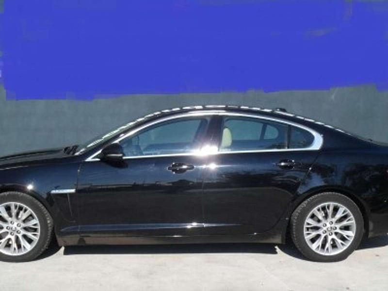 Gebraucht Jaguar XF 241 PS (177 kW) 2015 Schwarz Limousine