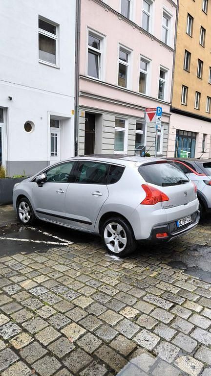 Gebraucht Peugeot 3008 Allure 150 PS (110 kW) 2012 Silber Kombi