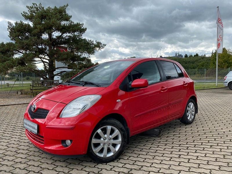 Rot Gebraucht 2007 Toyota Yaris Sol Kleinwagen | 5.890 € (Teuer) - Bild 1/4