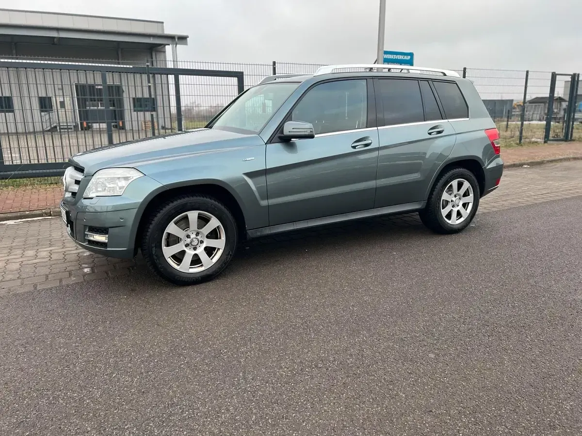 Gebraucht Mercedes GLK220 170 PS (125 kW) 2011 Grau SUV