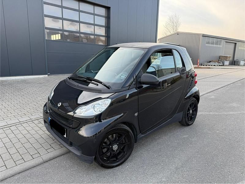 Schwarz Gebraucht 2012 Smart ForTwo Coupé Kleinwagen | 3.400 € (Fairer Preis) - Bild 1/4