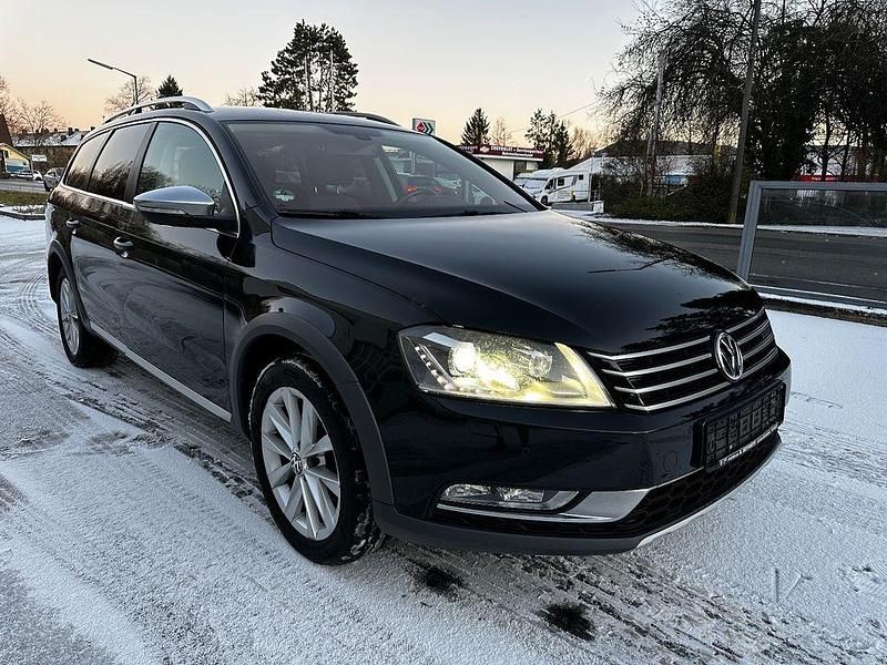 Gebraucht VW Passat Alltrack Basis 177 PS (130 kW) 2014 Schwarz Kombi