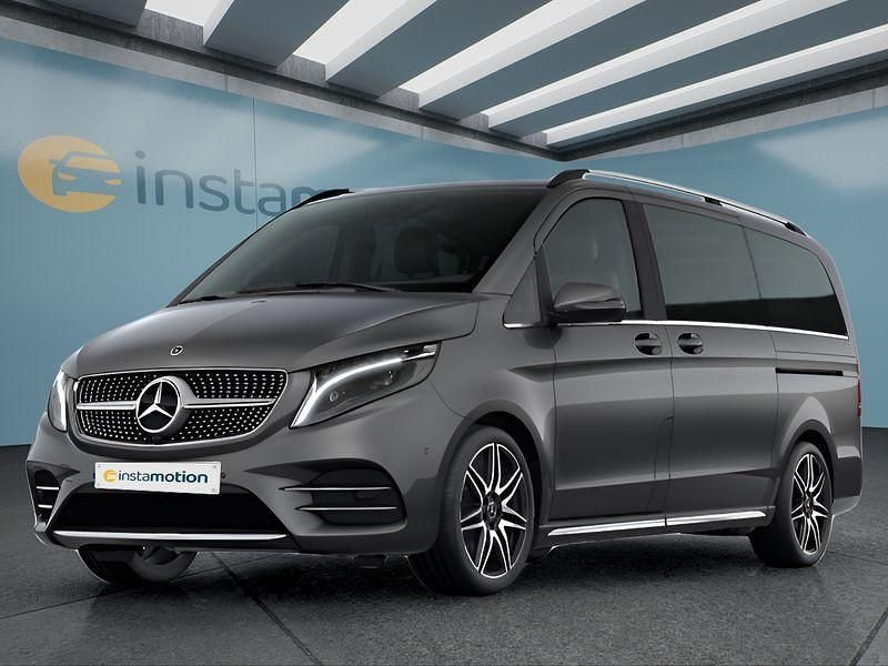 Grau Gebraucht 2023 Mercedes V300 Van / Kleinbus | 64.499 € (Etwas zu teuer) - Bild 1/4