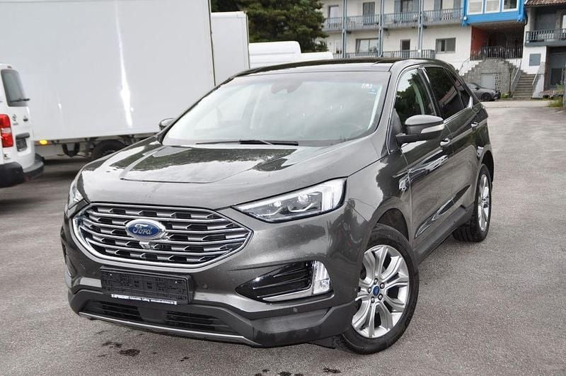 Grau Gebraucht 2019 Ford Edge Titanium SUV | 17.900 € (Superpreis) - Bild 1/4