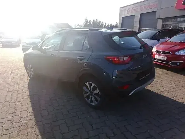 Gebraucht Kia Stonic Vision 101 PS (74 kW) 2022 Grau SUV