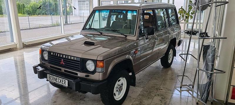 Gebraucht Mitsubishi Pajero 95 PS (69 kW) 1992 Braun SUV