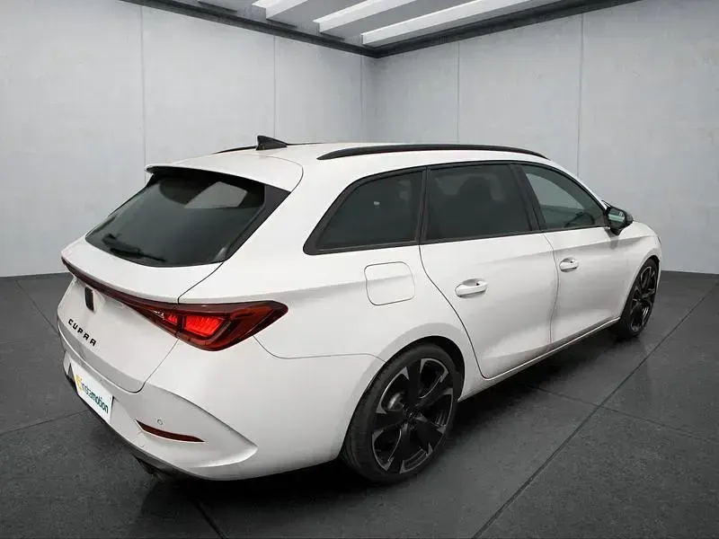 Gebraucht Cupra Leon 310 PS (228 kW) 2024 Weiß Kombi