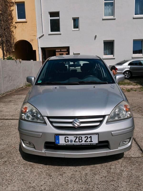 Grau Gebraucht 2007 Suzuki Liana Kleinwagen | 3.600 € (Teuer) - Bild 1/4