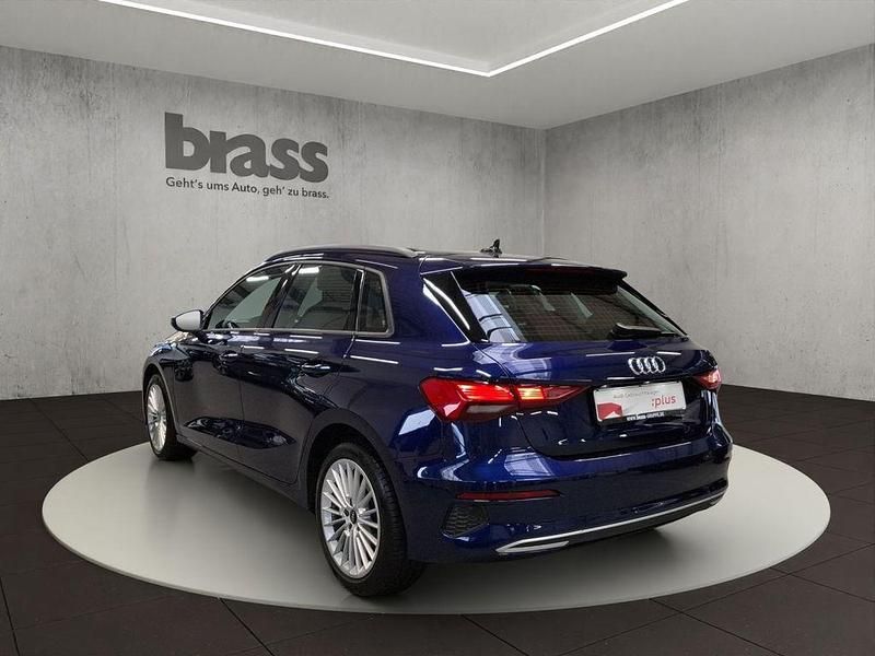 Gebraucht Audi A3 Advanced Plus 150 PS (110 kW) 2024 Navarrablau metallic Limousine