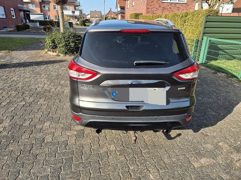 Gebraucht Ford Kuga SYNC Edition 150 PS (110 kW) 2015 Grau SUV