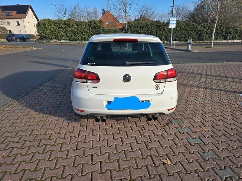 Gebraucht VW Golf VI 160 PS (117 kW) 2009 Weiß Kleinwagen