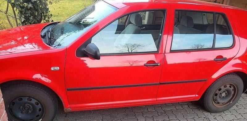 Gebraucht VW Golf IV 75 PS (55 kW) 1998 Rot Kleinwagen