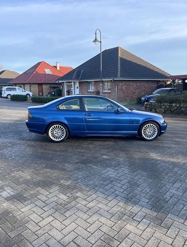 Gebraucht BMW 320 170 PS (125 kW) 2003 Blau Coupé