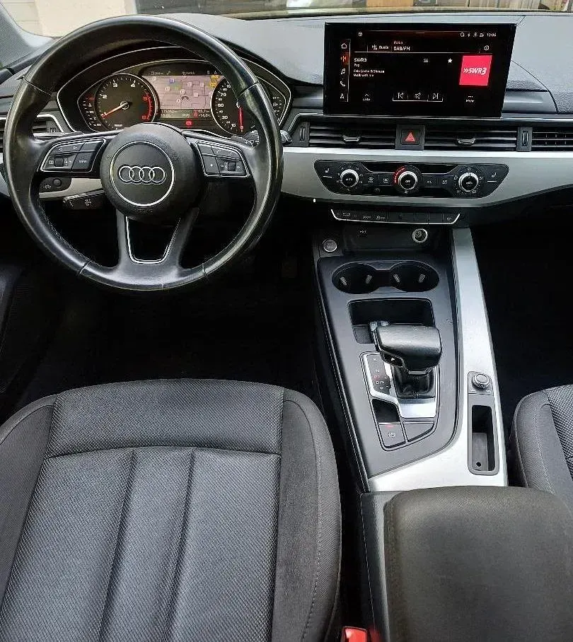 Używany Audi A4 190 KM (139 kW) 2020 Czarny Kombi