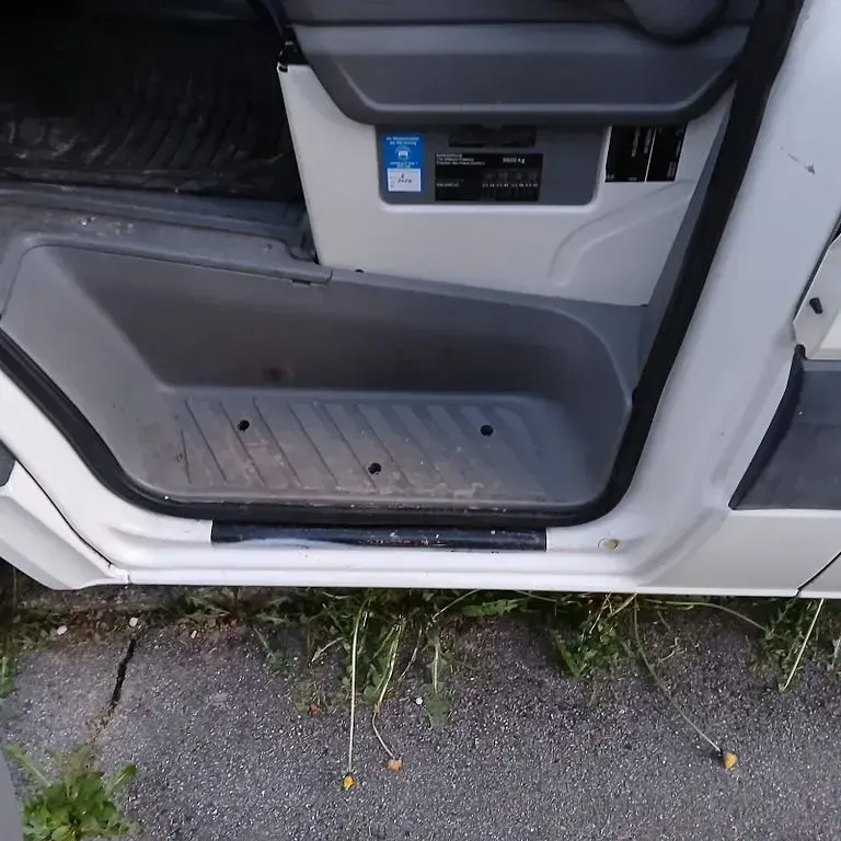 Second-hand VW Crafter 136 CP (100 kW) 2011 Alb Van