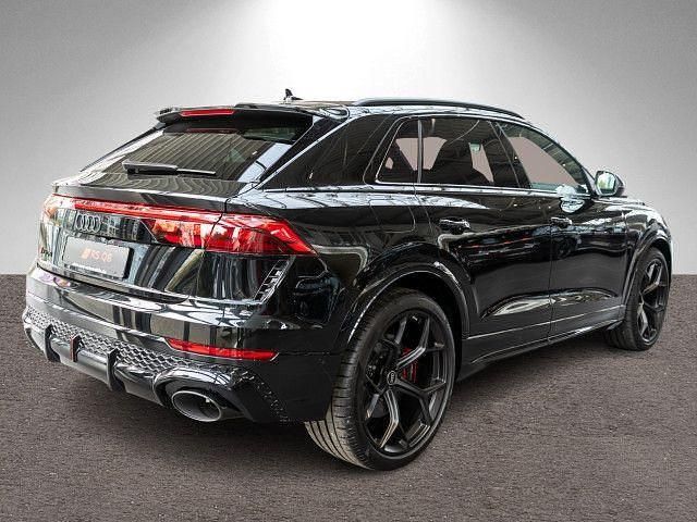 Neu Audi RS Q8 Performance 640 PS (470 kW) 2025 Mythosschwarz metallic SUV