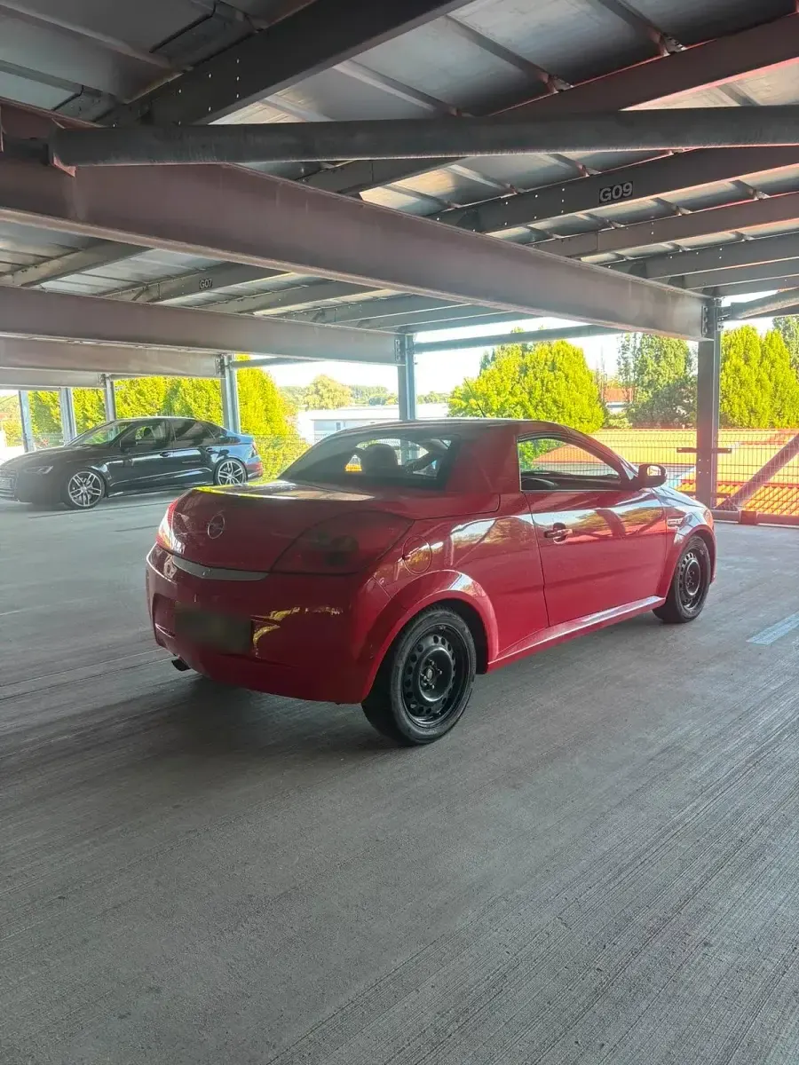 Gebraucht Opel Tigra 80 PS (58 kW) 2004 Rot Cabrio
