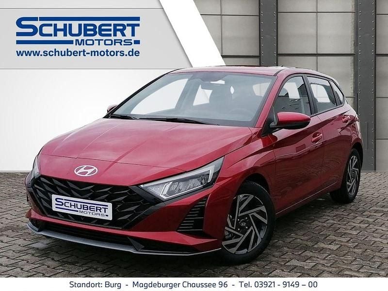 Neu Hyundai i20 Trend 101 PS (74 kW) 2025 Rot Kleinwagen