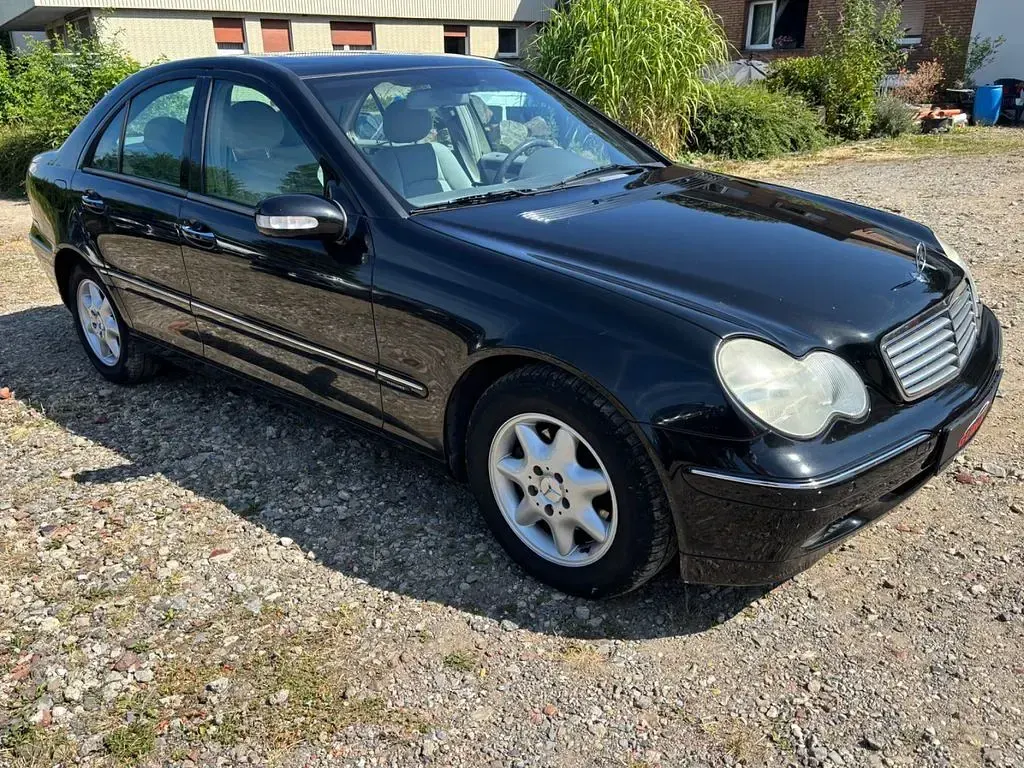 Gebraucht Mercedes C200 Elegance 116 PS (85 kW) 2003 Schwarz Limousine