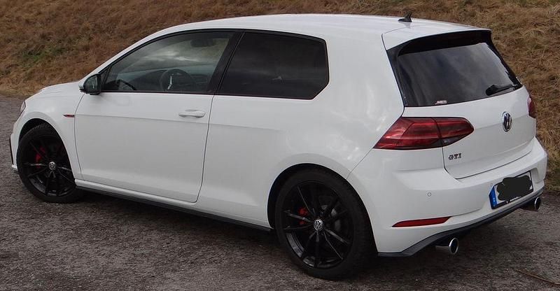 Gebraucht VW Golf VII GTI 230 PS (169 kW) 2018 Weiß Limousine