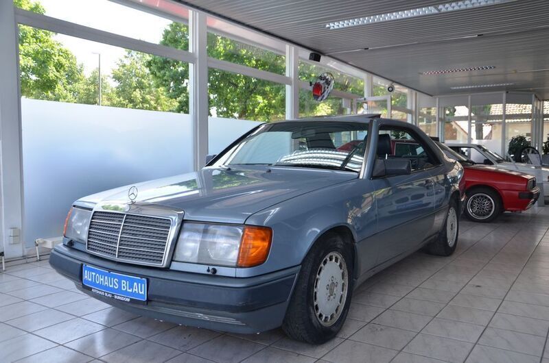 Blau Gebraucht 1987 Mercedes E300 Coupé | 6.990 € - Bild 1/4