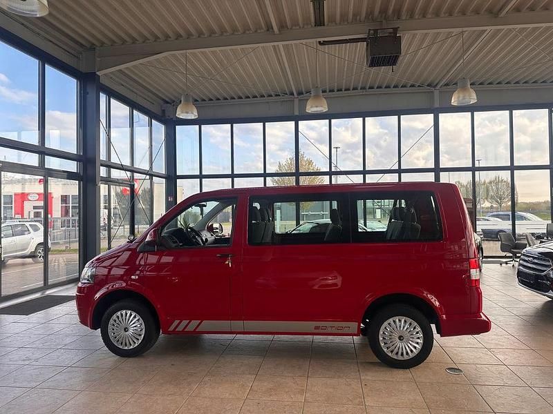 Gebraucht VW Transporter 102 PS (75 kW) 2014 Rot Van