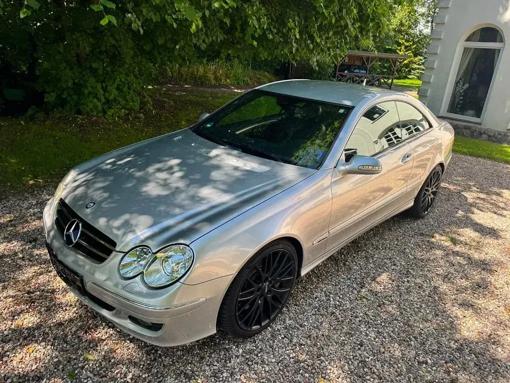 Gebraucht Mercedes 320 224 PS (164 kW) 2007 Silber Coupé