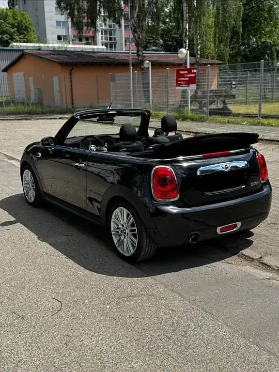 Gebraucht Mini Cooper 136 PS (100 kW) 2017 Schwarz Kleinwagen
