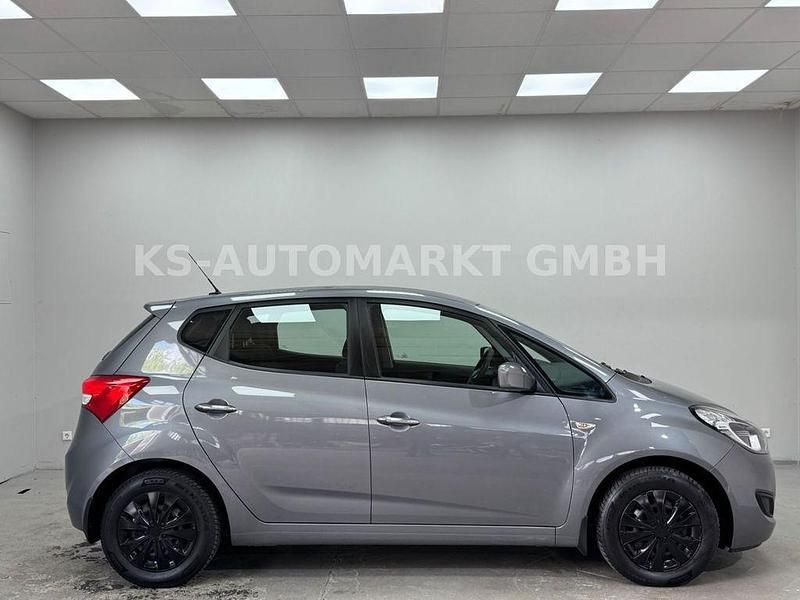 Gebraucht Hyundai ix20 Comfort 125 PS (91 kW) 2014 Grau Kleinwagen