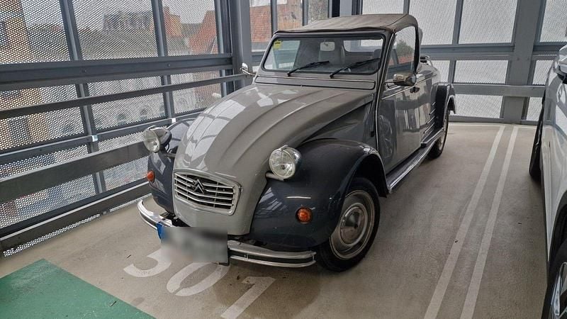 Grau Gebraucht 1988 Citroën 2CV Limousine | 11.900 € - Bild 1/4