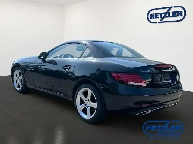 Gebraucht Mercedes SLC200 184 PS (135 kW) 2016 Schwarz Cabrio