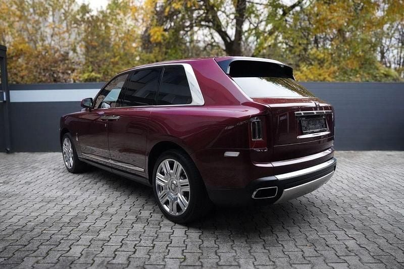 Gebraucht Rolls Royce Cullinan 571 PS (419 kW) 2023 Rot SUV