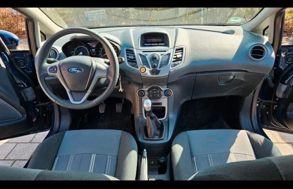 Gebraucht Ford Fiesta Ambiente 82 PS (60 kW) 2009 Blau Limousine