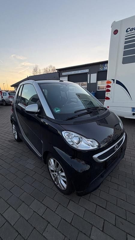 Gebraucht Smart ForTwo Cabrio 71 PS (52 kW) 2012 Schwarz Cabrio