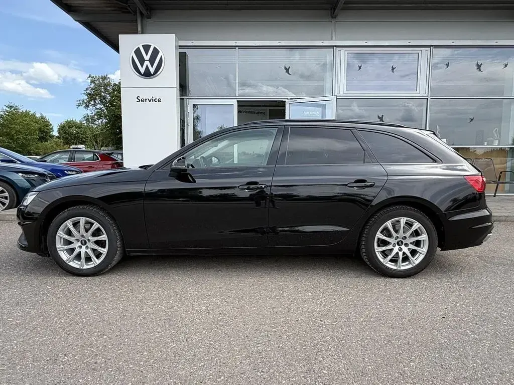 Gebraucht Audi A4 150 PS (110 kW) 2022 Schwarz Kombi
