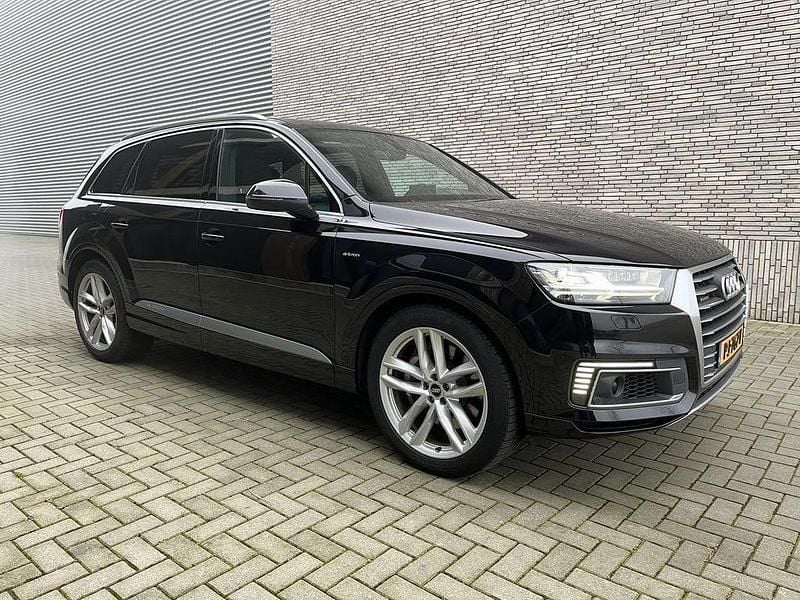 Gebraucht Audi Q7 Sport 374 PS (275 kW) 2016 Grau SUV