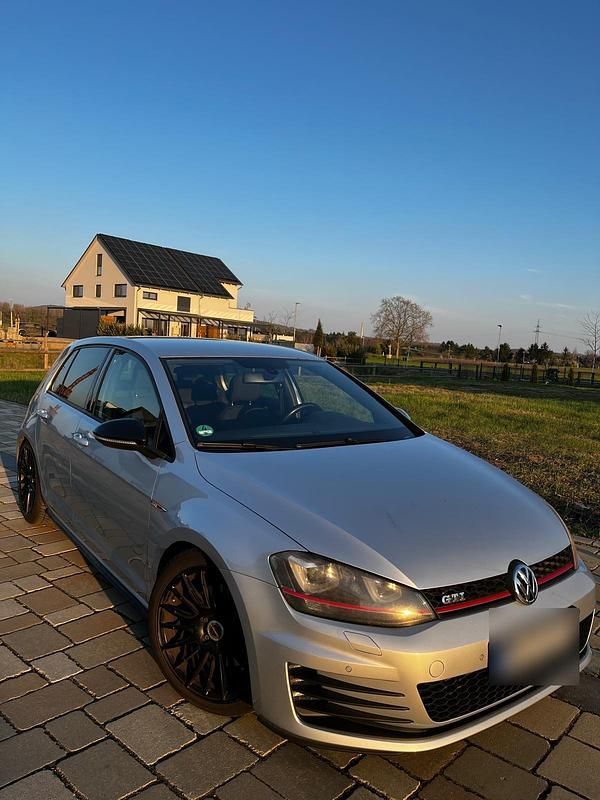 Gebraucht VW Golf VII GTI 220 PS (161 kW) 2013 Silber Limousine